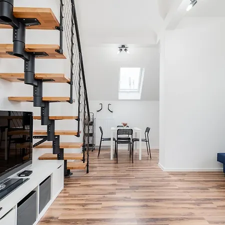 Blekitna With Mezzanine Lejlighed